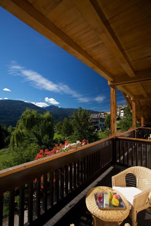 Albergo Bellaria Carano  Exterior foto