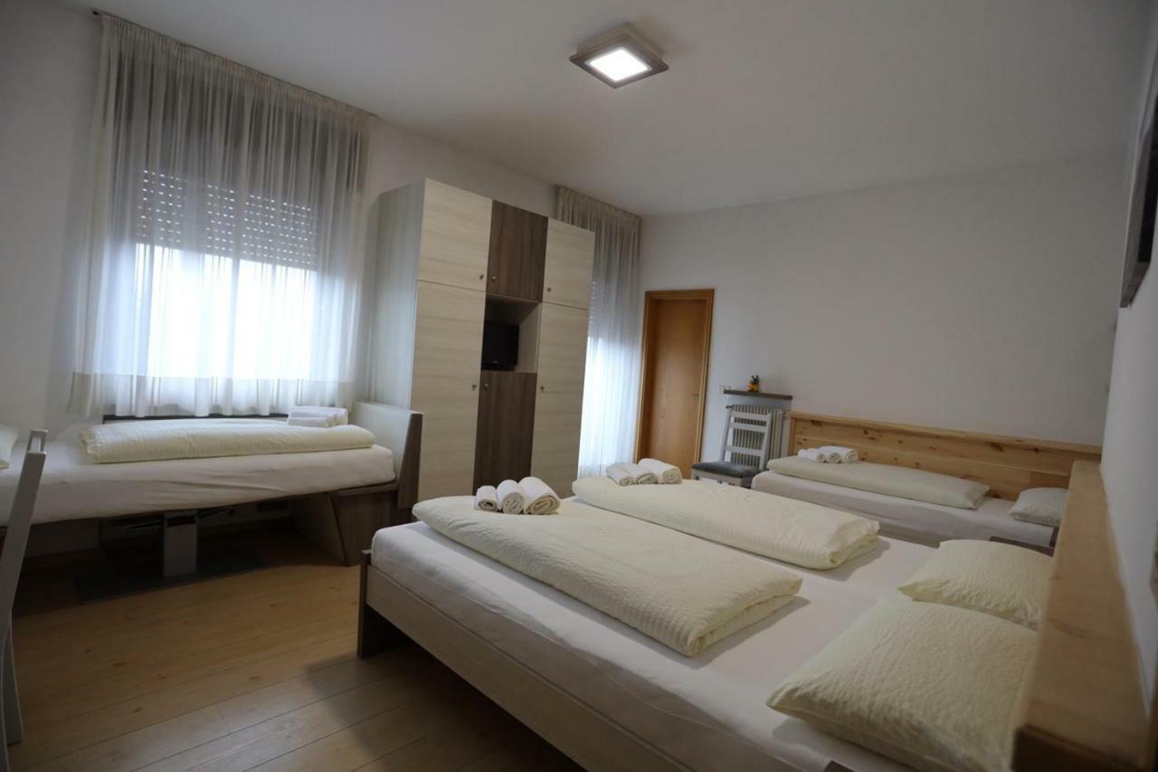 Albergo Bellaria Carano  Exterior foto
